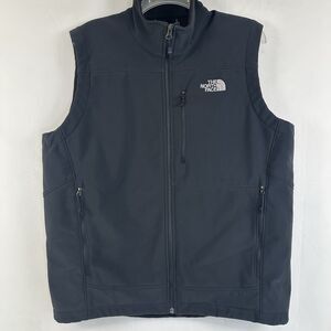 The North Face Men's Black Softshell Vest